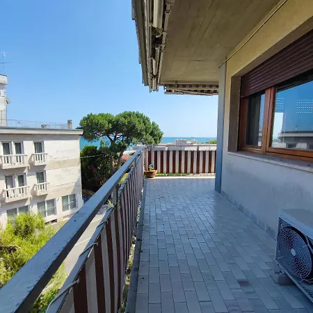 Top Sea View Flat With Terrace * Benátky – Lido